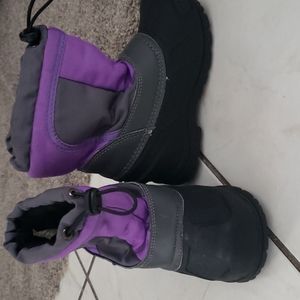 Girls Itasca Winter Boots ❄